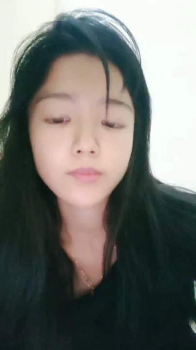Screenshot 14 from Chinese Amateur POV — Feifei’s Bathroom Livestream Leak with Off-Frame Partner