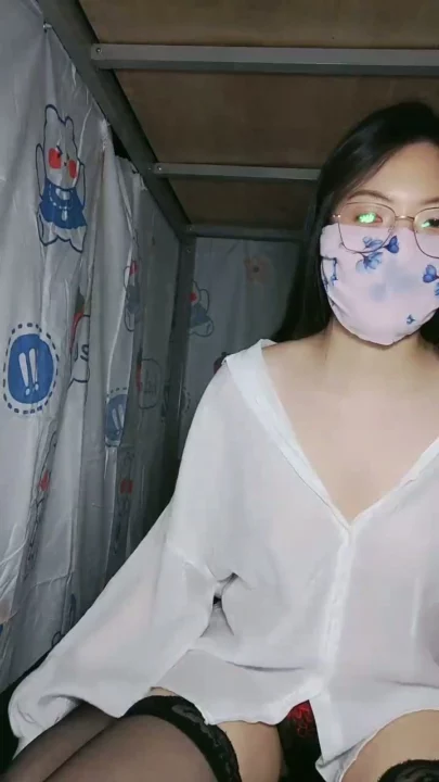 Screenshot 15 from Chinese Amateur POV Livestream — Solo Masturbation with Dildo and Stockings