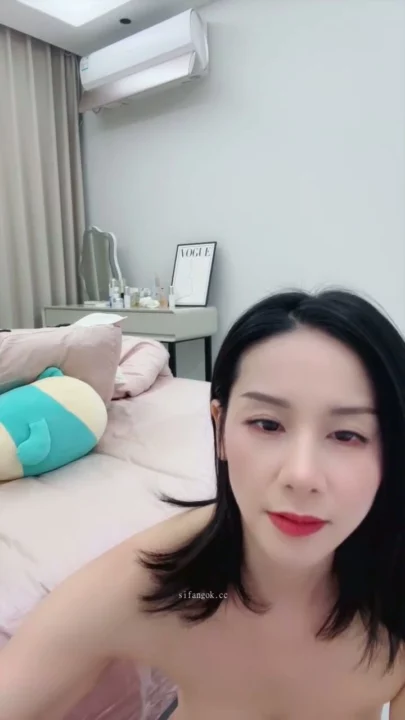 8번 스크린샷, Chinese Amateur POV — Lulu’s Big Tits Self-Stimulation with Off-Frame Partner에서 캡처됨