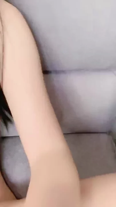7번 스크린샷, Chinese Amateur POV — Masked Beauty Solo with Off-Frame Partner [Abczp.Xyz]에서 캡처됨