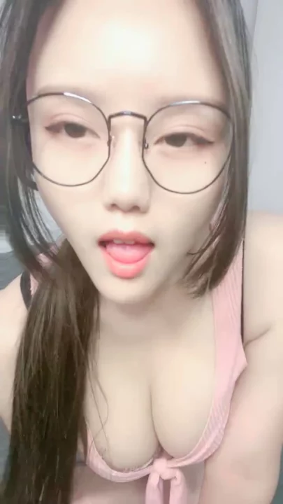Screenshot 6 from Chinese Amateur POV Masturbation — Glasses Slut Rubs Wet Pussy in Lingerie