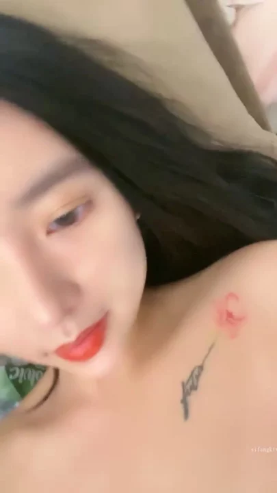 Screenshot 16 from Chinese Amateur POV Masturbation — Lele Fingers Wet Pussy on Cam