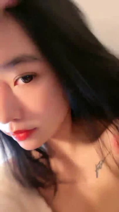 Screenshot 34 from Chinese Amateur POV Masturbation — Lele Fingers Wet Pussy on Cam