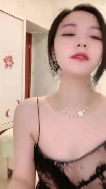 Screenshot 5 from Chinese Amateur POV Masturbation — Lingerie and Face-Shown Tease
