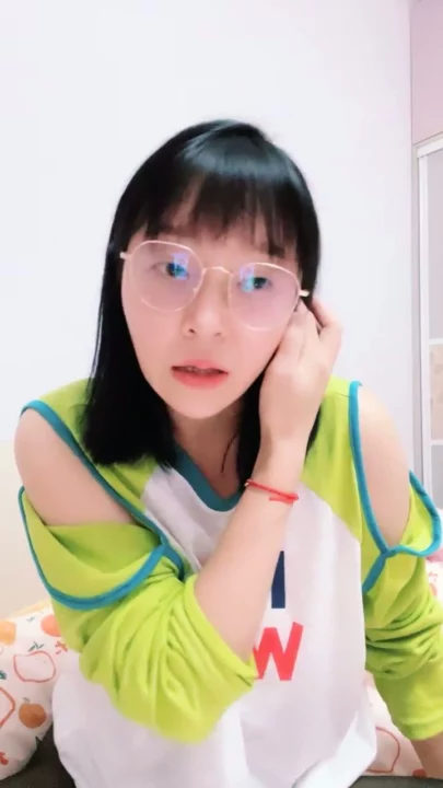 Screenshot 14 from Chinese Amateur POV Masturbation — Petite Lili in Lingerie with Dildo