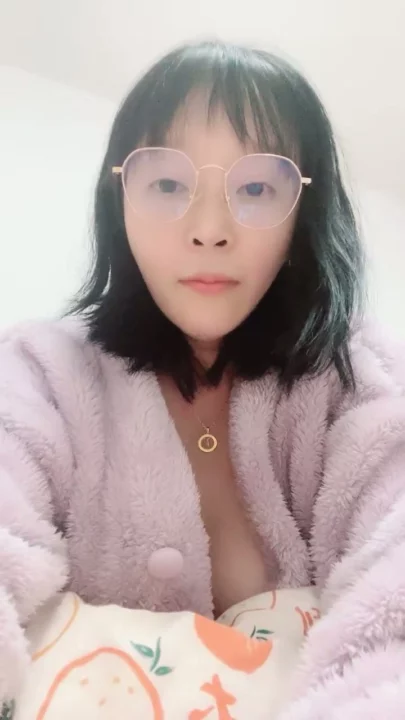 Screenshot 31 from Chinese Amateur POV Masturbation — Petite Lili in Lingerie with Dildo