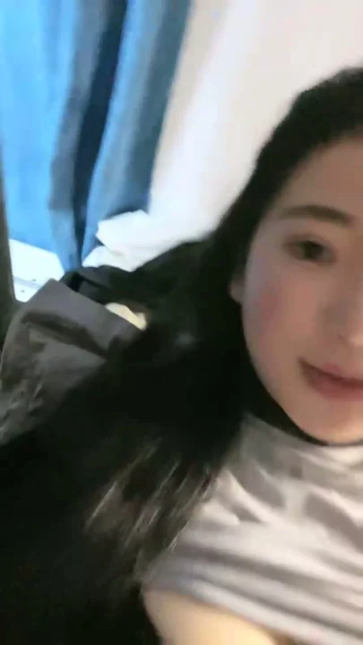 Screenshot 5 from Gái Trung Quốc Tự Sướng POV — Lồn Trọc Nghịch Áo Lót Gợi Cảm