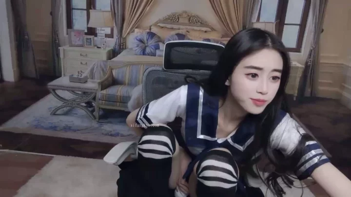 Screenshot 15 from Chinese Amateur POV — Petite Beauty Squirting with Dildo in Lingerie