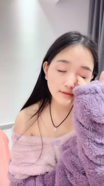 Screenshot 8 from Amadora Chinesa em POV — Pequena Gata com Vibrador e Buceta Peluda [Abczp.Xyz]