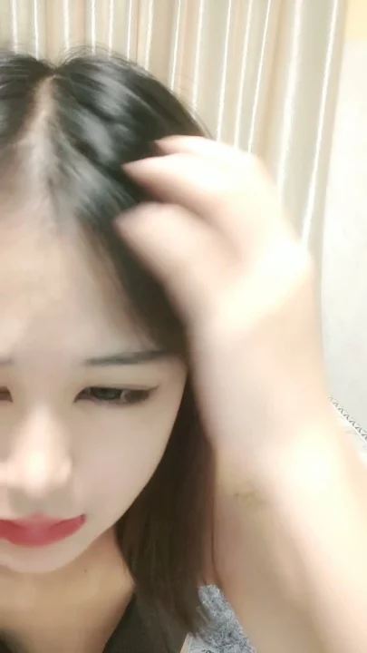 Screenshot 10 aus Chinesische Amateur-POV — Kleine Schlampe fingert nasse Muschi mit Dildo im Dessous