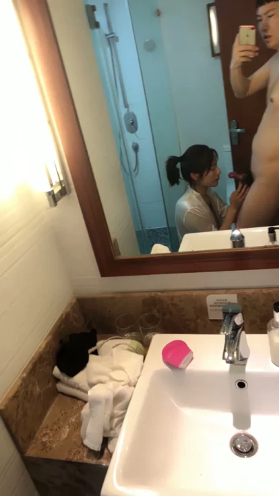 Screenshot 24 from Chinese Amateur POV — Yumeng Blowjob and Anal in Leaked Bedroom Scene