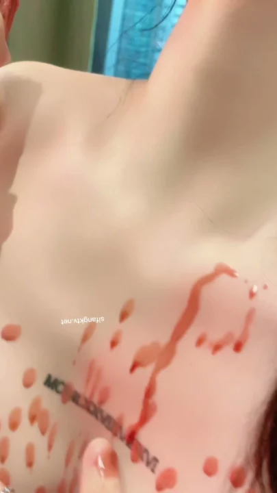 Screenshot 2 from Chinese Amateur Private Shoot — Xie Xiao’an Red Liquid Tease and Cumshot