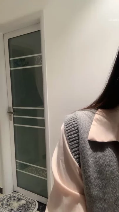 Screenshot 8 from Chinese Amateur Schoolgirl Uniform Showcase — Face Revealed Petite Beauty [Lulu]