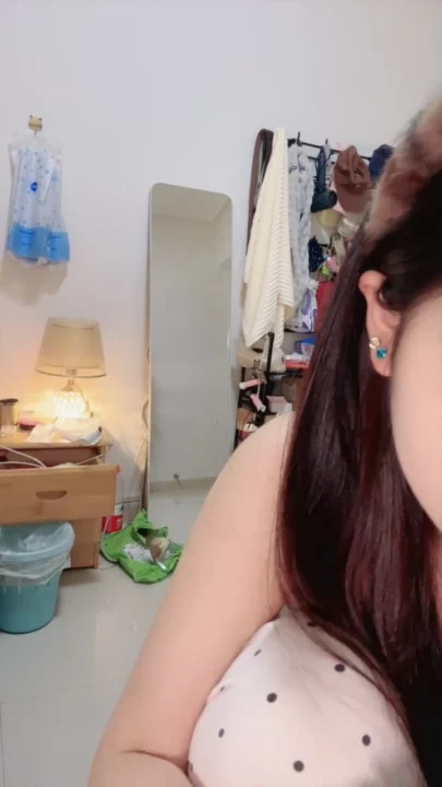 Screenshot 21 from 中国业余首次独演 —— 卧室里的娇小亚洲女孩自慰