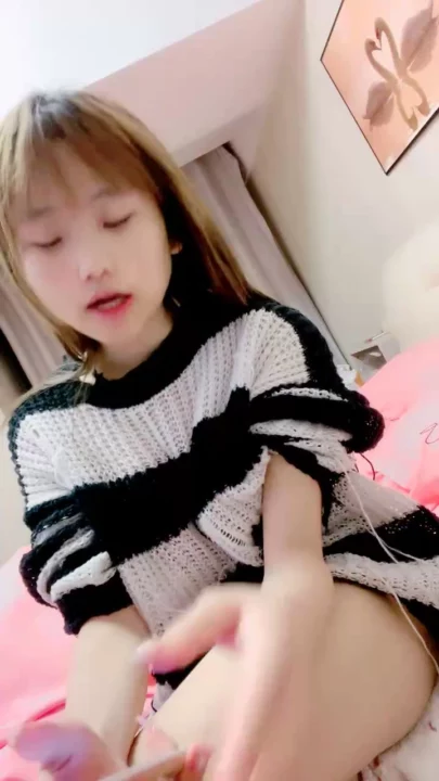 Screenshot 15 from Chinese Amateur Solo Debut — Petite Face-Shown Masturbation in Lingerie