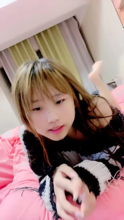 Screenshot 9 from Chinese Amateur Solo Debut — Petite Face-Shown Masturbation in Lingerie
