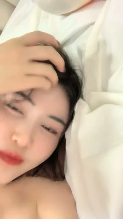 Screenshot 3 from Chinese Amateur Solo — Jiajia in Black Lingerie and Stockings