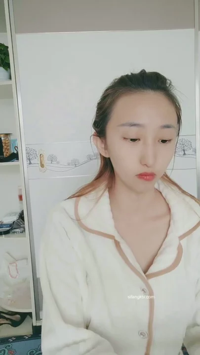 Screenshot 13 from Cewek China Ngentot Sendiri Pakai Lingerie — Wajah Kelihatan Bocoran Live