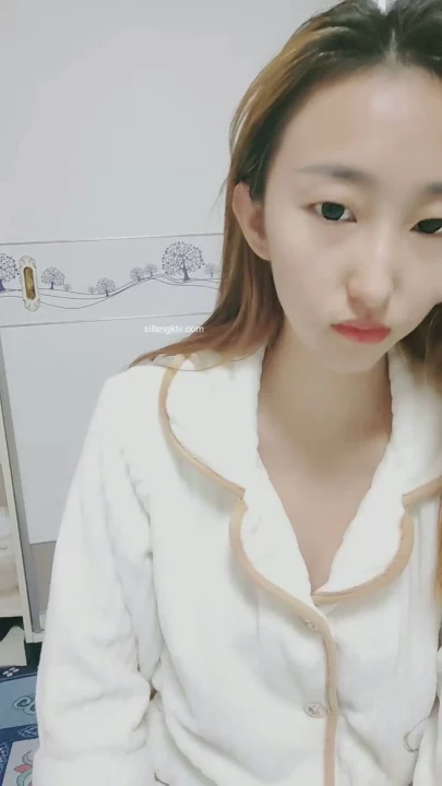 Screenshot 7 from Cewek China Ngentot Sendiri Pakai Lingerie — Wajah Kelihatan Bocoran Live