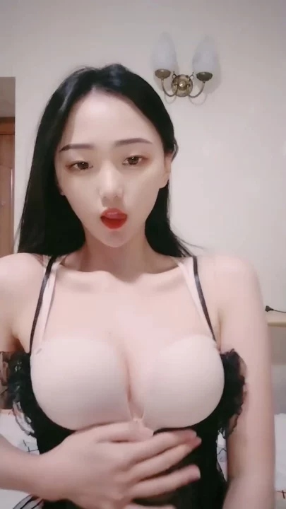 Screenshot 9 from 中国业余内衣诱惑 — 小巧美女面对镜头 [Abczp.Xyz]