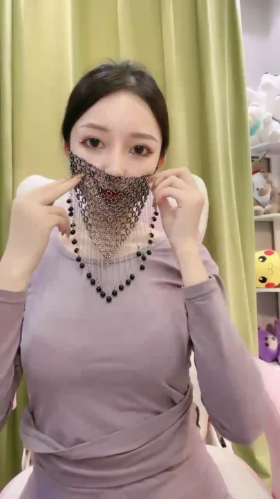 Screenshot 2 from Chinese Amateur Solo — Long-Legged Model in Lavender Athletic Wear