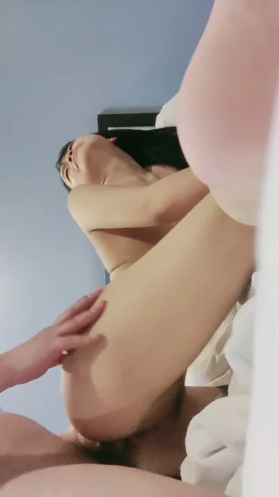 Screenshot 13 from Masturbasi Amatir Cewek China — Ngentot Sendiri di Kamar Mandi Pakai Botol Mainan