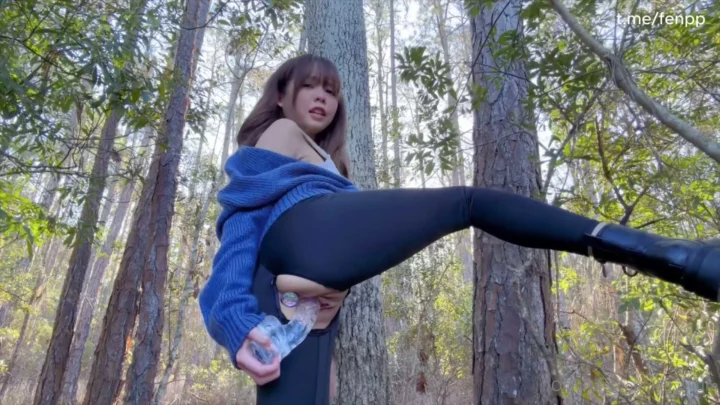 Screenshot 4 from Chinese Amateur Solo Masturbation — Forest POV with Glass Dildo and Water Bottle