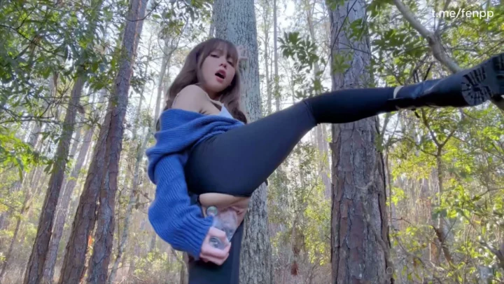 Screenshot 5 from Chinese Amateur Solo Masturbation — Forest POV with Glass Dildo and Water Bottle
