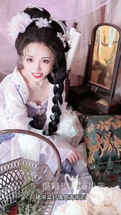 Screenshot 17 aus Chinesische Amateur-Solo-Masturbation — Süßes Mädchen zeigt Gesicht beim Leaken