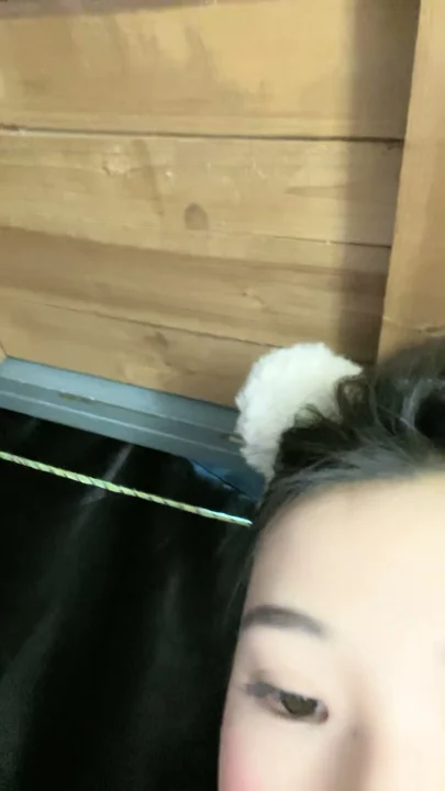 Screenshot 8 from Aficionada China Masturbándose Solita — Provocación en Lencería y Baño