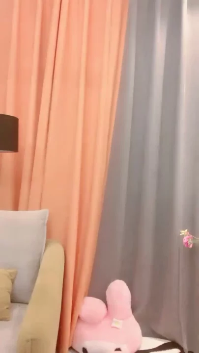 Screenshot 3 from Amadora Chinesa Se Masturbando Sozinha — POV com Roupas Íntimas e Rosto Mostrado