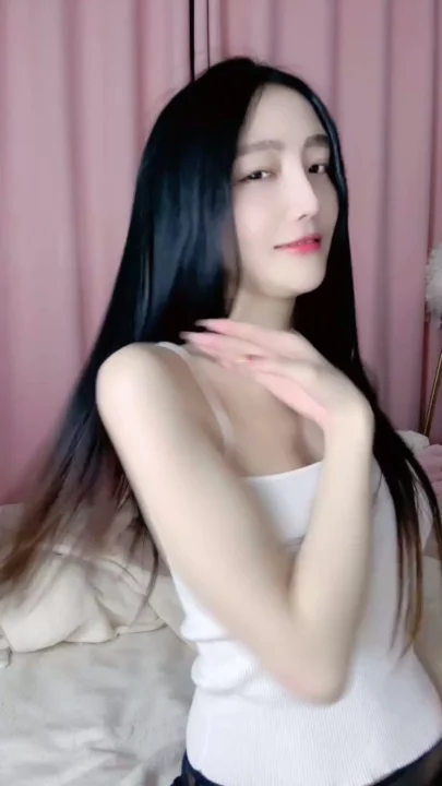 Screenshot 5 aus Chinesische Amateur-Solo-Masturbation — Dessous und Gesicht im Selfie gezeigt