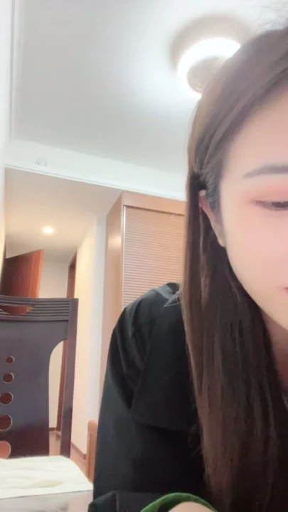 Screenshot 14 from Chinese Amateur Solo Masturbation — Lingerie and Livestream Leak