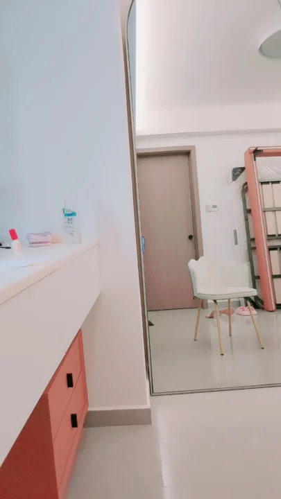 Screenshot 6 from Amateur chinoise se masturbe en solo — Lingerie et jouets en POV