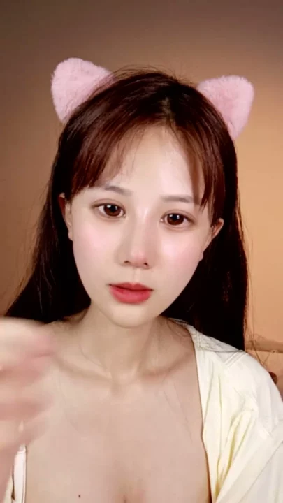 Screenshot 11 from Chinese Amateur Solo Masturbation — Petite Beauty with Cat Ears on Cam