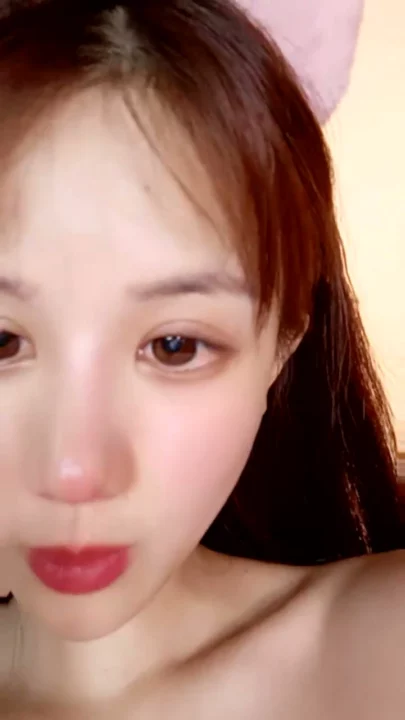 Screenshot 15 from Chinese Amateur Solo Masturbation — Petite Beauty with Cat Ears on Cam