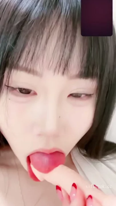 Screenshot 14 from Chinese Amateur Solo Masturbation — Petite Beauty with Shaved Pussy and Dildo