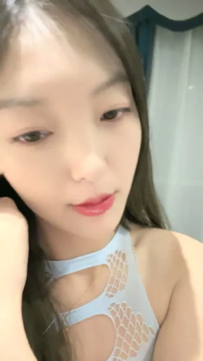 Screenshot 3 from Chinese Amateur Solo Masturbation — Petite Beauty with Toys in Lingerie