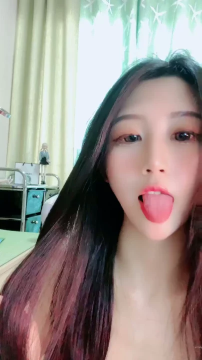 Screenshot 19 from Chinese Amateur Solo Masturbation — Qi Qi in Pink Lingerie and Fishnets