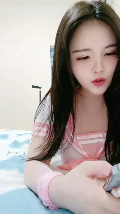 Screenshot 20 from Chinese Amateur Solo Masturbation with Dildo — Face Shown Uncensored