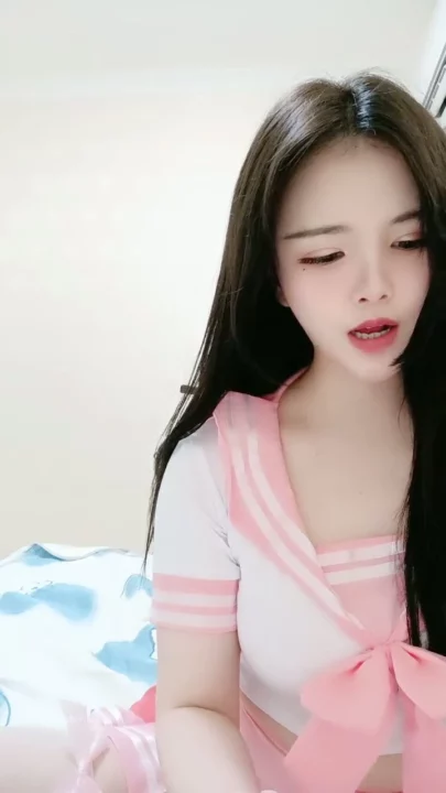 Screenshot 21 from Chinese Amateur Solo Masturbation with Dildo — Face Shown Uncensored