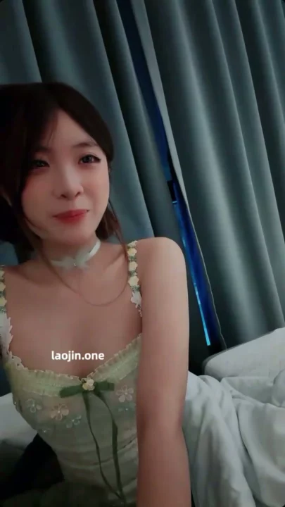 Screenshot 12 from China Aficionada Solitaria — Belleza Pequeña en Lencería Verde Se Toca
