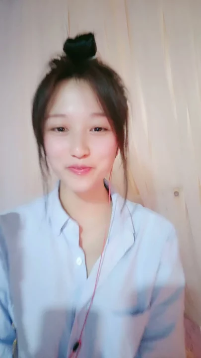 4번 스크린샷, 중국 아마추어 셀카 — 란시의 속옷 자위와 탑리스 유혹 [남친 없음]에서 캡처됨