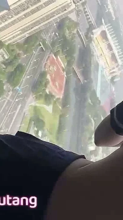 Screenshot 20 from 中国业余独舞脱衣秀 —— 卧室里的无遮挡自曝