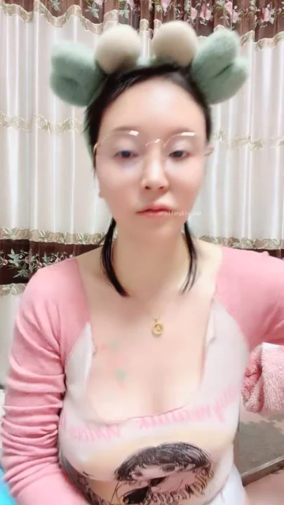 Screenshot 11 from Cewek Amatir China Main Solo — Cosplay Telinga Kelinci dan Lingerie Seksi
