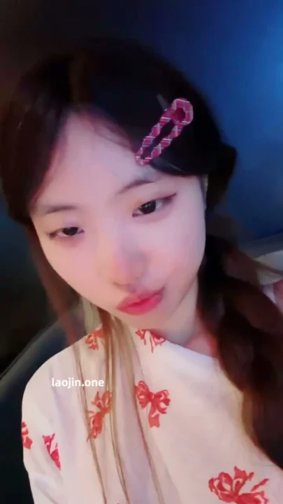 Screenshot 15 from 中国业余自拍诱惑 — 穿着丝袜和使用跳蛋的 KTV 风情 [Laojin.One]