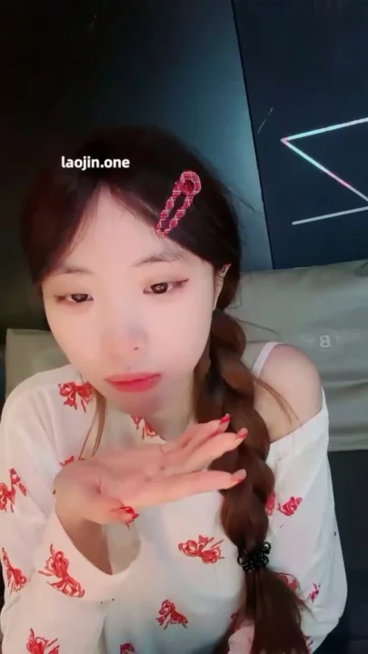 Screenshot 6 from 中国业余自拍诱惑 — 穿着丝袜和使用跳蛋的 KTV 风情 [Laojin.One]