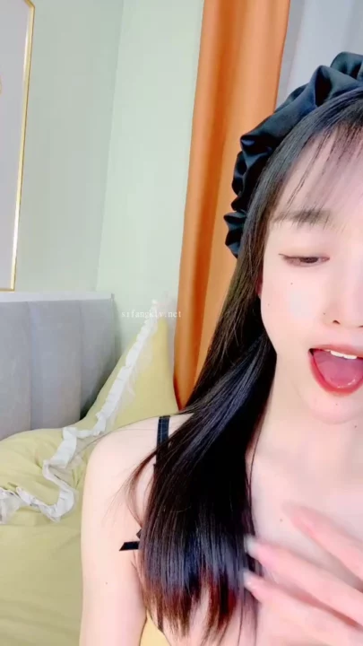 Screenshot 10 from Chinese Amateur Solo — Xixi Teases in Yellow Lingerie with Headband