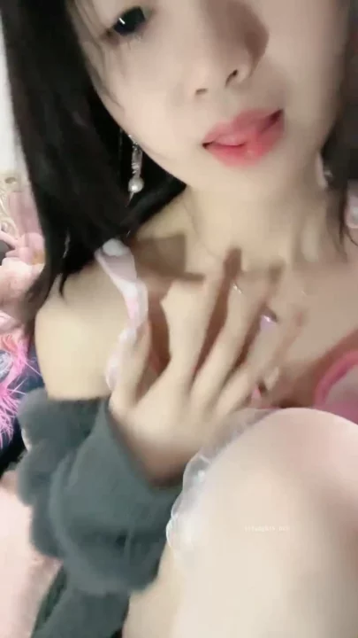 Screenshot 13 from Chinese Amateur Solo — Yuyu in Pink Lingerie and Fuzzy Cardigan