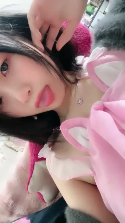 Screenshot 16 from Chinese Amateur Solo — Yuyu in Pink Lingerie and Fuzzy Cardigan